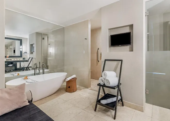 Live Aqua Ciudad De Bosques De Lomas 5*